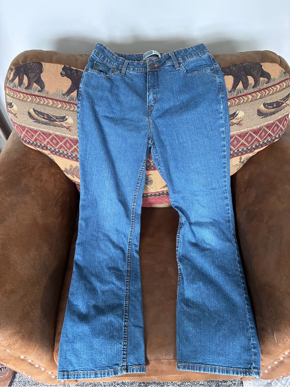 Signature by Levi Strauss Women's Medium Blue Boot Cut Jeans